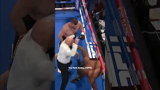 Arslanbek Makhmudov brutalise Raphael Akpejiori [upl. by Niela]