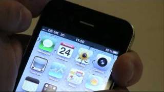 Apple iPhone 4 signal loss issue demonstrated [upl. by Warwick545]