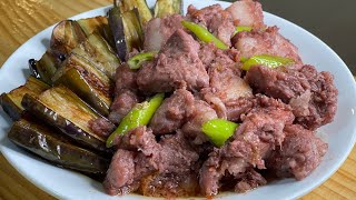 Binagoongang Baboy Sa Gata  Simple Pero Masarap [upl. by Attenat]