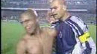 Chilavert escupe a roberto carlos [upl. by Ardith]