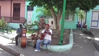 Ven a la playa SantiagueraLos Jubilados del Caribe [upl. by Akalam702]