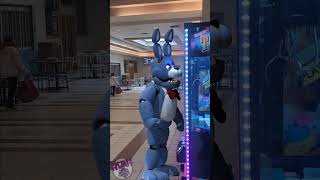 Blender FNAF Live Action  Bonnie and the claw machine [upl. by Conn]