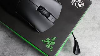 King of Small Ergonomic Mice  Razer Deathadder V3 Hyperspeed Review [upl. by Hasen]