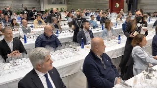 Vinitaly 2022 – Grand Tasting Di padre in figlio il futuro del vino italiano [upl. by Etak]