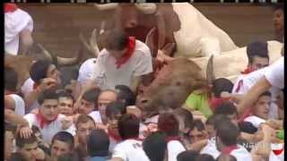 Encierro San Fermín 2013 Tapón Montón Heridos Fuente Ymbro 13 Julio 2013 1372013 Avance [upl. by Alisha]