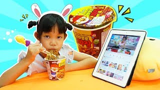 Pakbung Cooking Pororo Noodles Like a Boram Kids Pretend Play 보람이의 아빠 삼촌 몰래 라면 끓여 먹기 주방놀이 [upl. by Filmore]