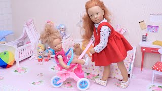 Petitcollin Mommy amp Baby Dolls School Morning Routine PLAY DOLLS [upl. by Tsai88]