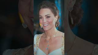 Watch until the end Royals at gala events And Lady Di playing probably with the photographer [upl. by Deer]