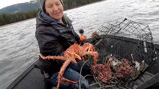 Living off grid in Alaska part of the way we harvest food is through crabbing [upl. by Nyrak]