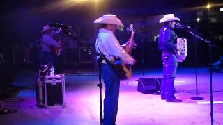 Intocable Fuerte No Soy El Perdedor Ayudame en vivo en Puyallup Fair [upl. by Notnroht]