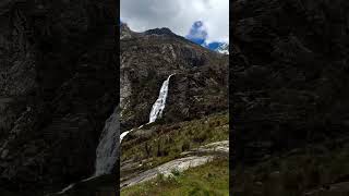 秘鲁瓦斯卡兰国家公园徒步片段1 Peru Huascaran National Park Hiking Clip 1 [upl. by Lovich588]