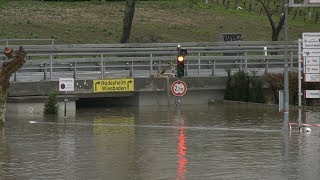 Rhein schlägt über die Ufer  Hochwasser in Wiesbaden [upl. by Yednarb]