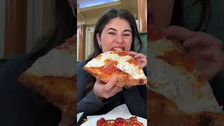 Best pizza in NYC nycpizza nyc mukbang mukbangers newyorkcity newyork shorts [upl. by Braun869]