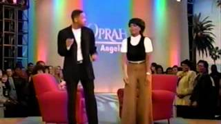 Will Smith teaches Oprah how to do the Men In Black Dance Late 90s [upl. by Sinnoda702]