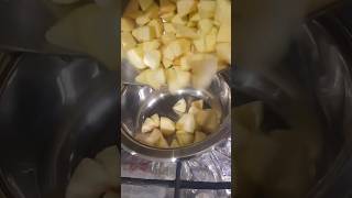 طريقة عمل كومبوت التفاح Recette compote de pommes maison [upl. by Egbert]