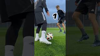 ELASTICO TUTORIAL soccer football fussball [upl. by Aicenert]