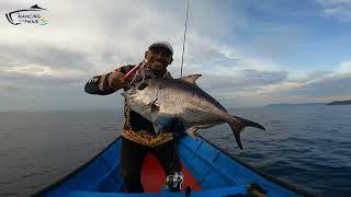 Teknik Mancing Slow Jigging Sangat Cocok Untuk Mancing Ikan Laut Dalam [upl. by Noyk390]