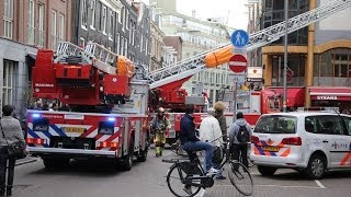 Brandweer Amsterdam  OMS  melding en Woningbrand in het centrum [upl. by Ahs]