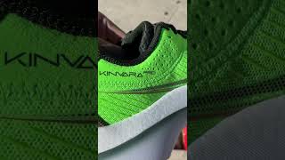 Unboxing de la Saucony Kinvara Pro [upl. by Aisan450]