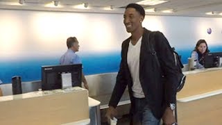 Chicago Bulls Star Scottie Pippen Welcoming A New Nike Shoe [upl. by Dannica255]