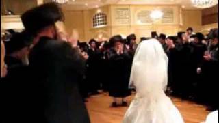 Munkatch Rebbe Mitzvah Tantz [upl. by Ymas]