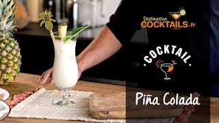 Cocktail rhum  Comme faire une Piña Colada [upl. by Yodlem363]