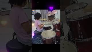 Dummer kid free style Bibabibo TV bibabibotv shorts drummer [upl. by Meriel625]