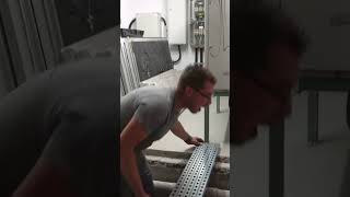 Kommunikation auf der Baustelle 🤬 handwerk diy plumbing [upl. by Yanehs]