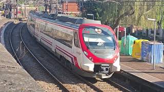 Renfe y Feve por Veriña Gijón Pitadas y sorpresa final del maquinista train trainspotter [upl. by Iaht303]