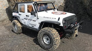 Xtra Speed Jeep V2  SCX10 II  Jeep Wrangler JKU white body [upl. by Eberhard]