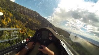 Glider Enjoying 100 Mile Ridge Flight Over the Rocky Mountains [upl. by Hakeem811]