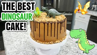 HOW TO MAKE THE BEST AND EASIEST DINOSAUR CAKE  EASY DINOSAUR CAKE TUTORIAL  LivingThatMamaLife [upl. by Suixela]