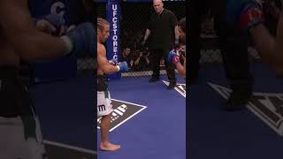 Há 14 anos José Aldo mostrou a potência de seus chutes na vitória sobre Urijah Faber no WEC [upl. by Negeam776]