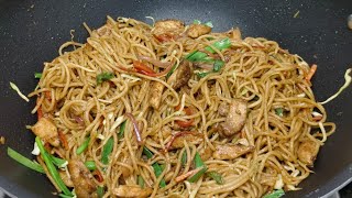 How to make Chicken Chow Mein at home like a Chef Restaurant style Chinese Chicken Noodles [upl. by Sumahs]