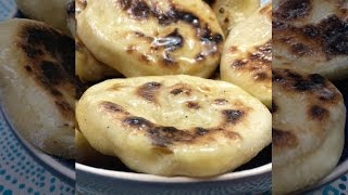 Mini naans fromage 🇮🇳  Recette [upl. by Gabbie]