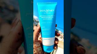 Dotampkey moisturizer ceramidesampHyaluronic barrier repair skincare review moisturizer shorts [upl. by Eissim]