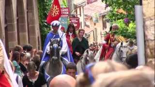 Fêtes médiévales Grand Fauconnier  Cordes sur Ciel [upl. by Aonehc]