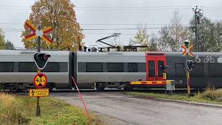 Järnvägsövergång Ingemundebo  Swedish railroad crossing [upl. by Inoj]