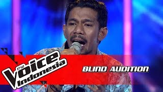 Syahril  Yang Terlupakan  Blind Auditions  The Voice Indonesia GTV 2018 [upl. by Kliber935]