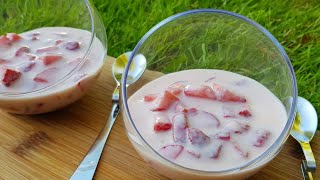 سلطة الفراولة 🍓 في دقائق منعشة و لذيذة Salade de fraises EXPRESS [upl. by Ellennahs]