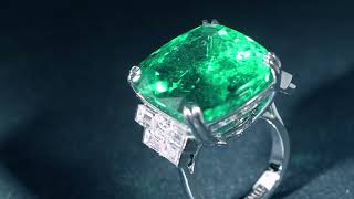 MaximiliaN London Jewellery Reveals a Magnificent Colombian Emerald Ring [upl. by Sone]