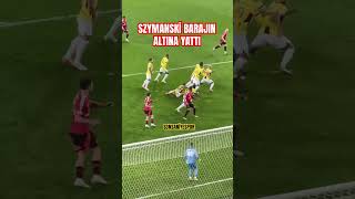 Eriksen frikik kullanırken Szymanski barajın altından topun geçmemesi için yere uzandı [upl. by Rednas596]