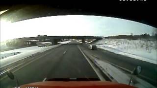 Semi truck gets cut off [upl. by Yxel]