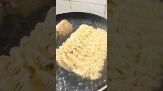 Maggi Kari 🔥 MIX BaksoKulatMidin food [upl. by Annaynek]