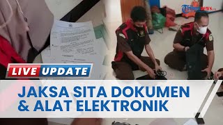 Jaksa Penyidik Nganjuk Sita Alat Elektronik dan Dokumen sebagai Tindaklanjut Dugaan Korupsi Dana BOP [upl. by Rramed486]