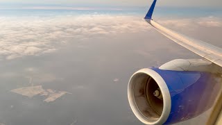 4K Early Morning United 757200 Takeoff in Houston  Incredible Engine Sound [upl. by Aronson]