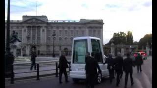 The Pope in London  Mall amp Buckingham Palace  18 Sept 2010 [upl. by Tiernan]