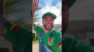 cantante venezolano quotNachoquot luciendo la polera de la selección boliviana [upl. by Readus]