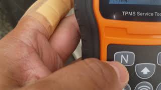 REVIEW Foxwell T1000 Tpms Trigger Sensor Decoder Activator Tool Part 1 [upl. by Nad]