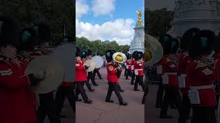 Buckingham Palace London 🇬🇧영국 런던여행 런던 london travel buckinghampalace [upl. by Akinihs]